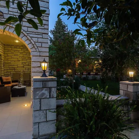 Villa Orthes Villa *